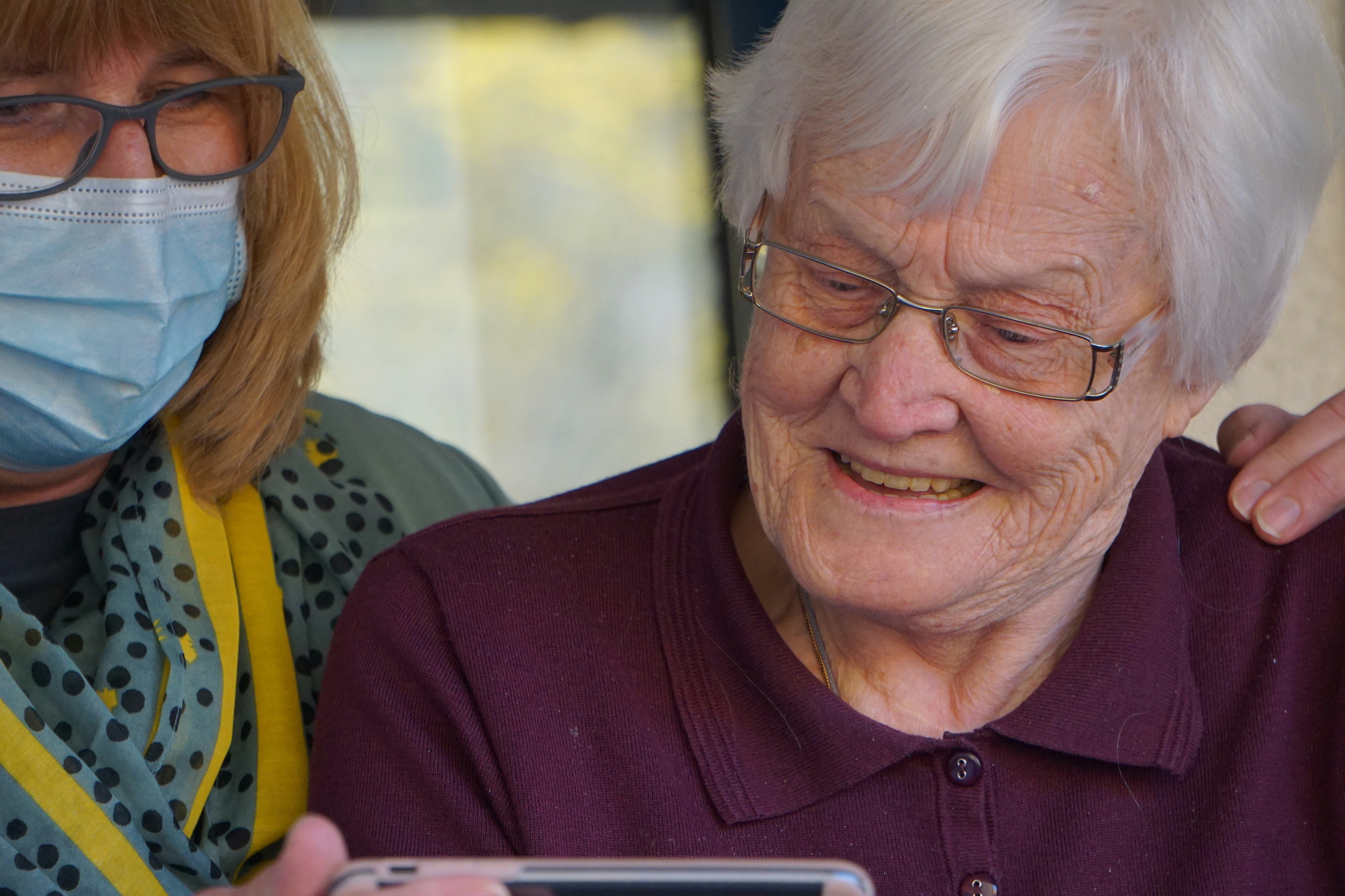 FHIR Care Records Transfer: UK NHS